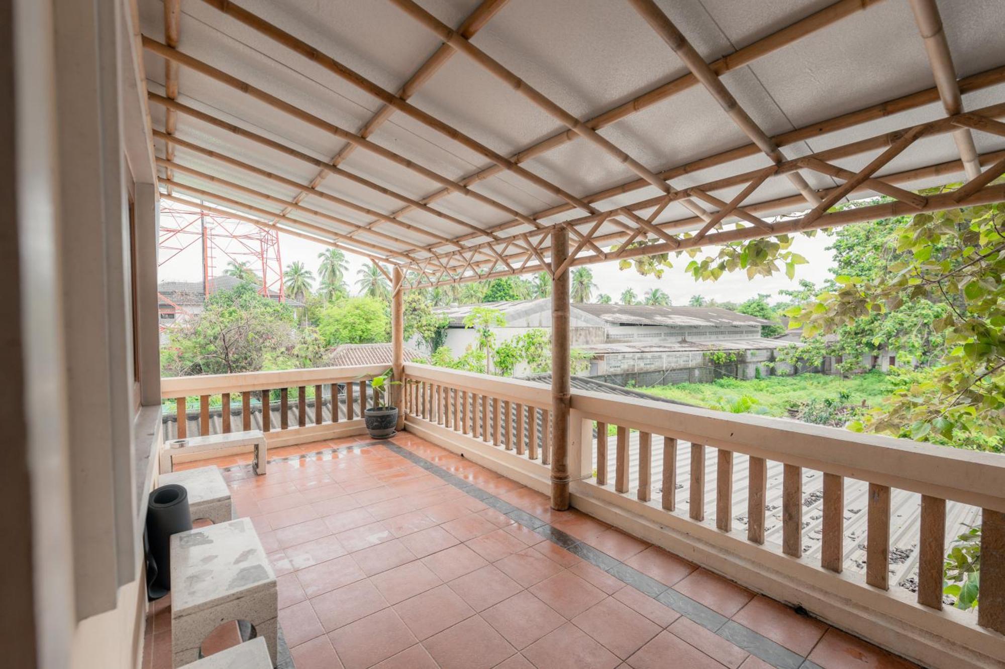 Blessings & Cafe Hostel Ko Pha Ngan